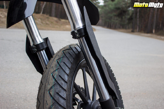 Loncin SM1 Seven - черно-красный