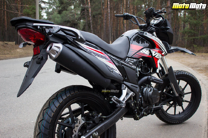 Loncin SM1 Seven - черно-красный