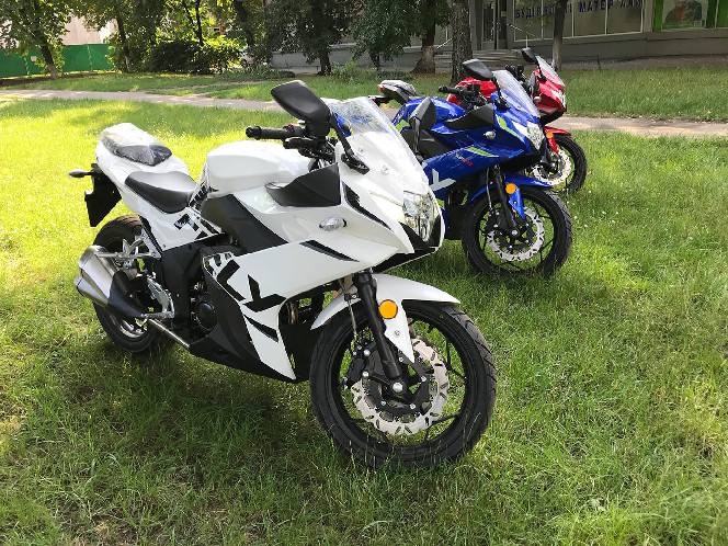 KV HT250 Sport (копия Suzuki)