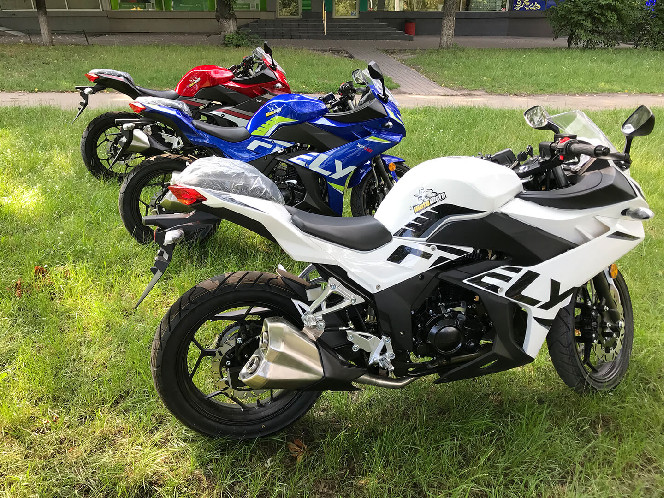KV HT250 Sport (копия Suzuki)