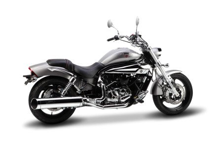 Hyosung GV650 EFi Aquila