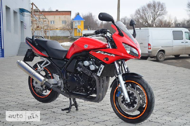 Yamaha FZ 2003
