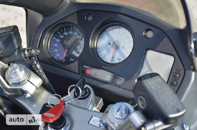 Honda VFR 2001
