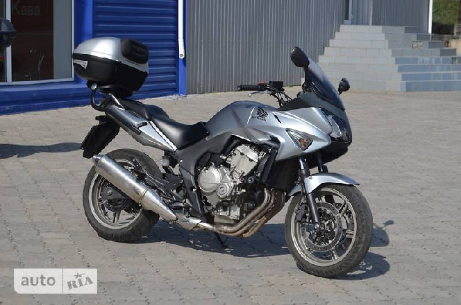 Honda CB 2008