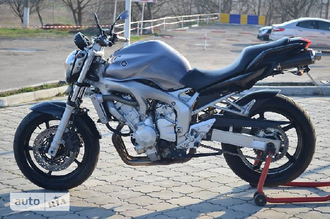 Yamaha Fazer 2005