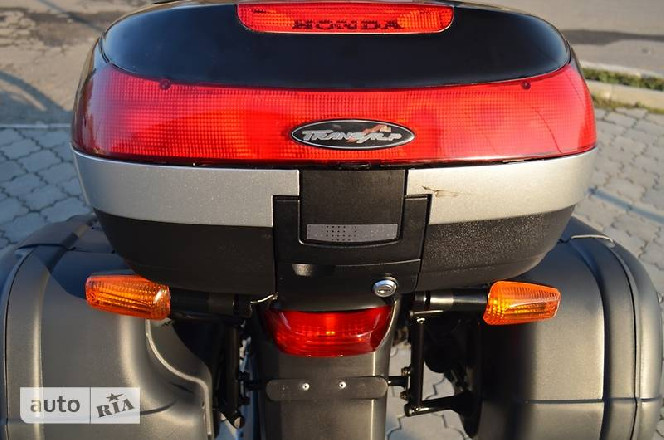 Honda Transalp 2005