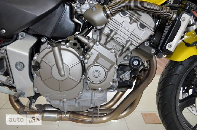 Honda HORNET 2000