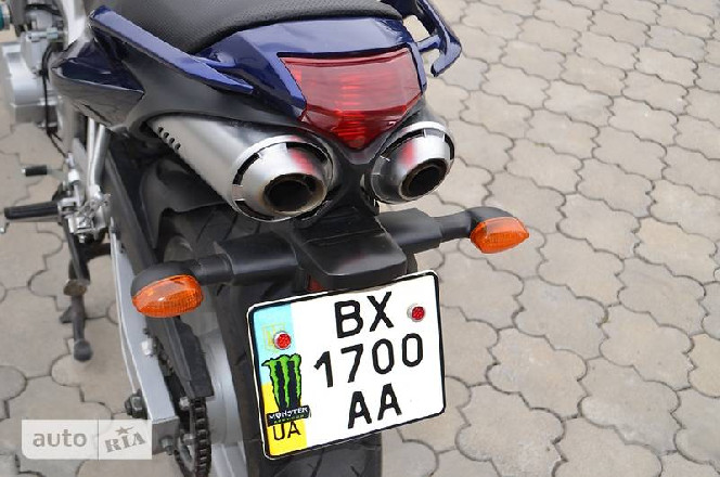 Yamaha Fazer 2004