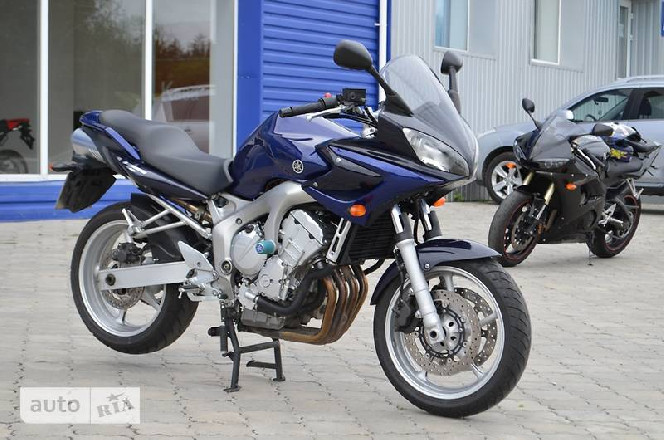 Yamaha Fazer 2004