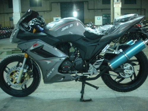 SPIKE ZZ CBR250RR-3 cc