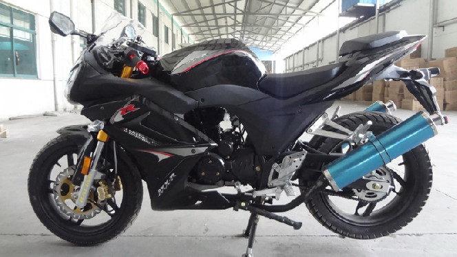 SPIKE ZZ CBR250RR-3 cc