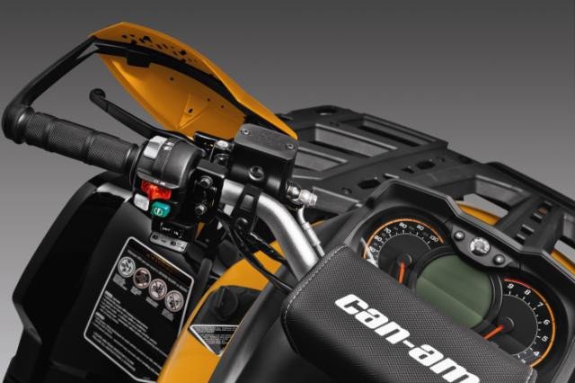 BRP Can-Am Outlander Max 1000 XT-P