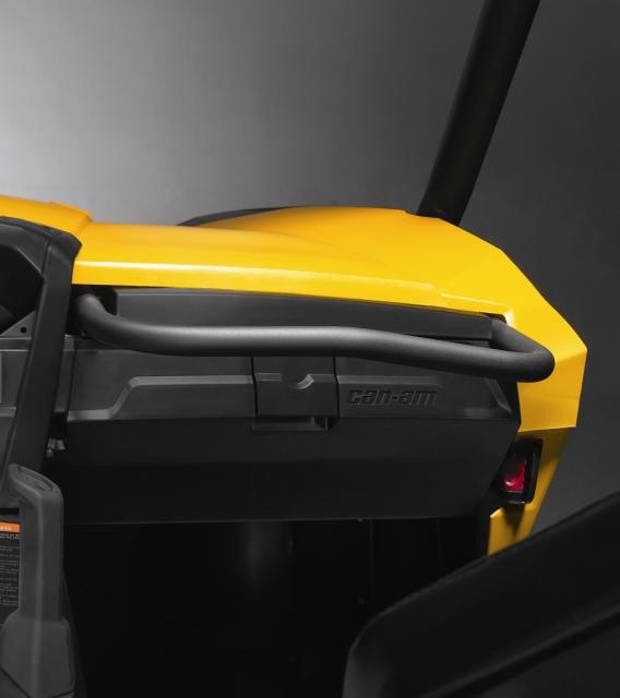 BRP Can-Am Commander 800