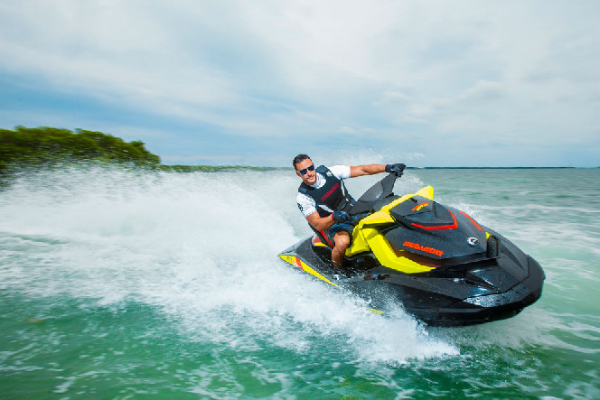 BRP Sea-Doo GTR STD 215