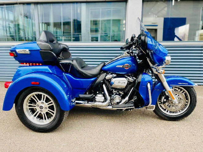 Мотоцикл HARLEY-DAVIDSON Tri Glige Ultra  2024 рік,(1800км),  б/у