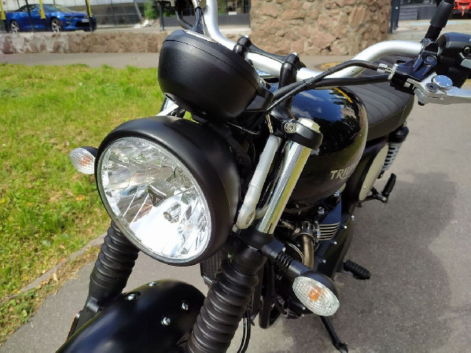 Мотоцикл TRIUMPH STREET SCRAMBLER 2022 рік, б/у (2 000 км)