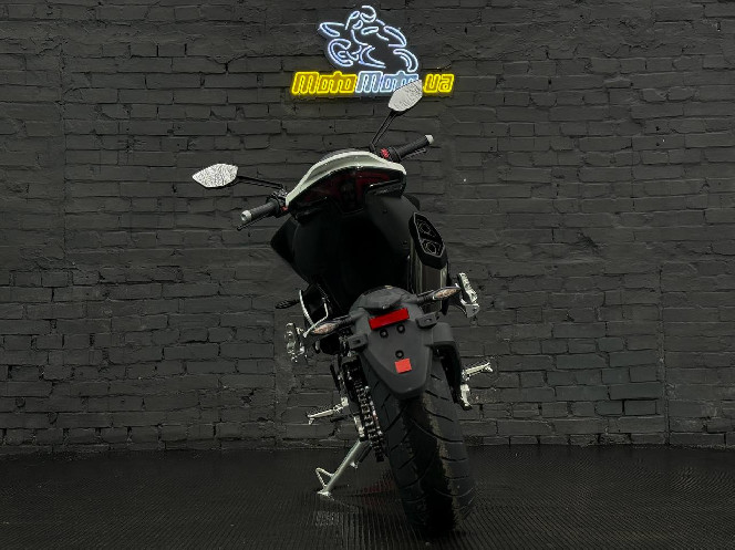 Мотоцикл CFMOTO 800NK Advanced