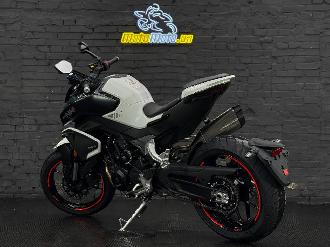 Мотоцикл CFMOTO 800NK Advanced
