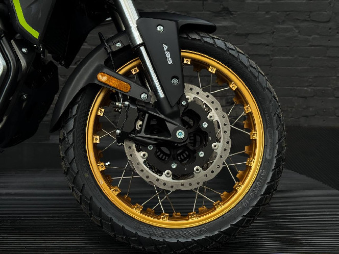 Мотоцикл CYCLONE RX401 (БЕЗ КОФРІВ)