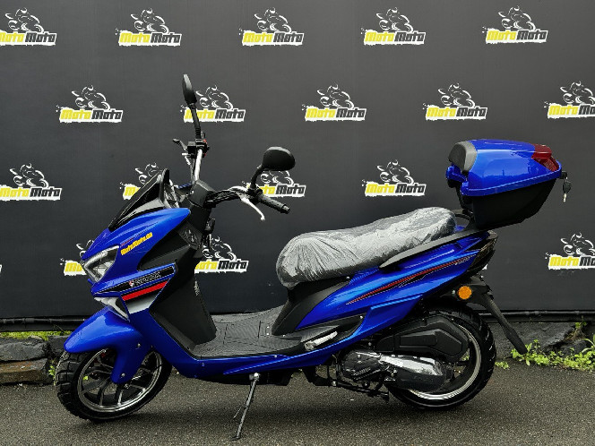 Скутер SPARK SP150S-18