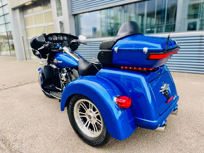Мотоцикл HARLEY-DAVIDSON Tri Glige Ultra  2024 рік,(1800км),  б/у