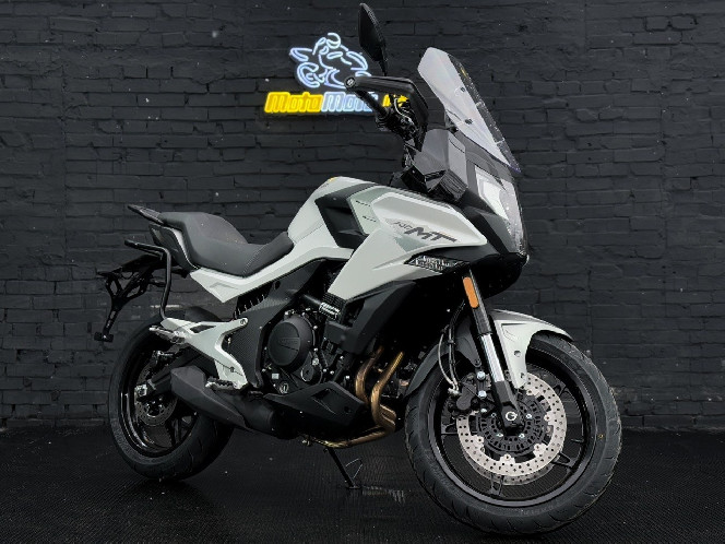 Мотоцикл CFMOTO 700MT