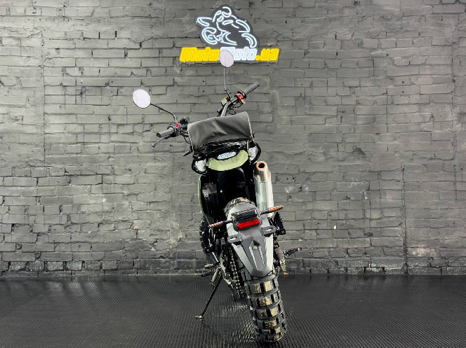 Мотоцикл GEON ROCKSTER 250 (SOHC 17/17 On-Road)