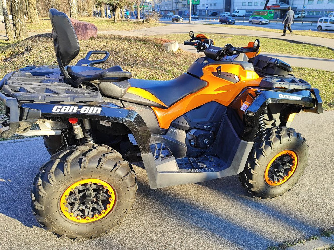 Квадроцикл BRP Outlander XTP 800 2015 год, б/у (2 600 км)