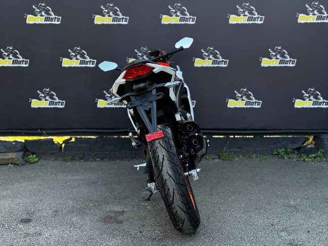 Мотоцикл ML 250 CBR (REPSOL)