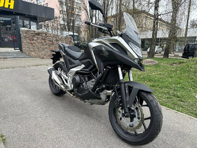 Мотоцикл HONDA NC750X 2021 рік, б/у (3300 км)