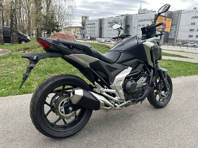 Мотоцикл HONDA NC750X 2021 рік, б/у (3300 км)