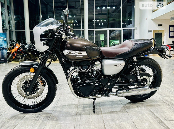 Мотоцикл KAWASAKI W800 2019 год, б/у (2 000 км)