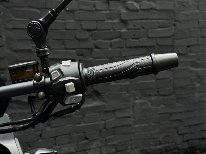 Мотоцикл SPARK SP300T-10