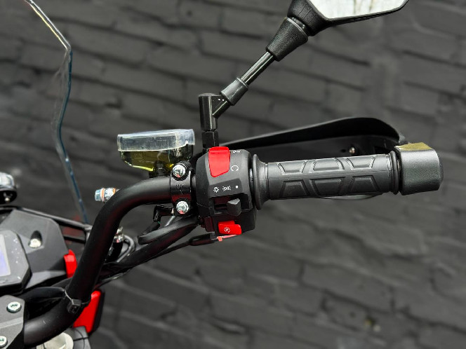 Мотоцикл SPARK SP300T-3