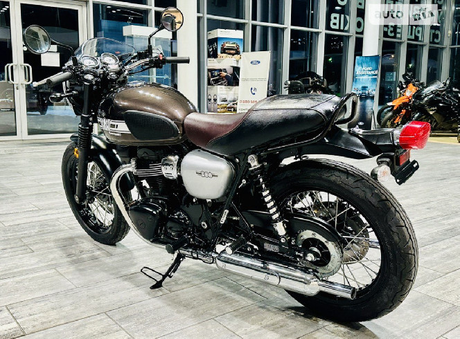 Мотоцикл KAWASAKI W800 2019 год, б/у (2 000 км)