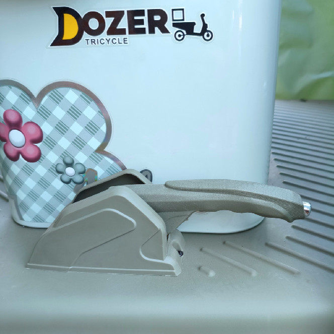 Електротрицикл вантажний DOZER Model 9