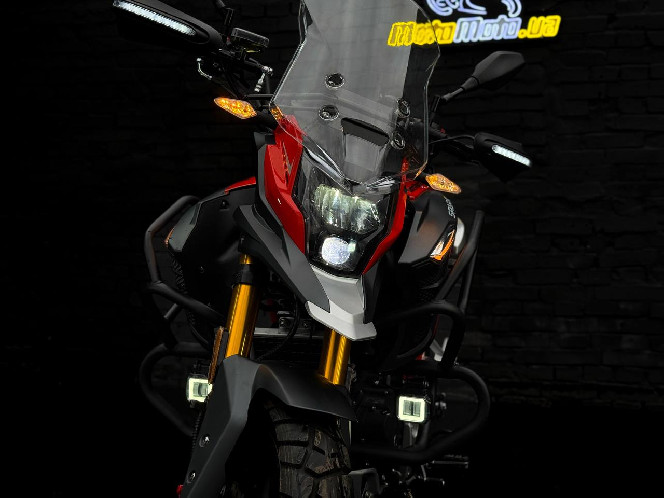 Мотоцикл SPARK SP300T-3
