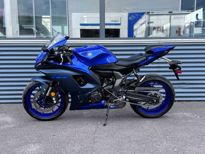 Мотоцикл YAMAHA R7 2023 рік, б/у (7189 км)