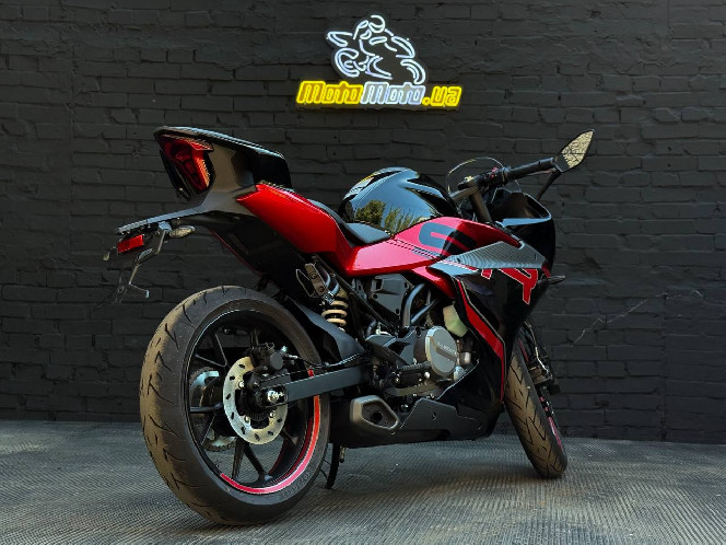 Мотоцикл CFMOTO 250SR LITE