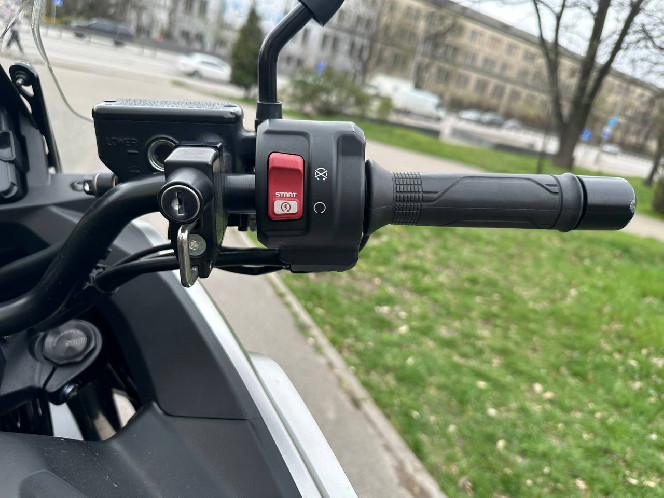 Мотоцикл HONDA NC750X 2021 рік, б/у (3300 км)