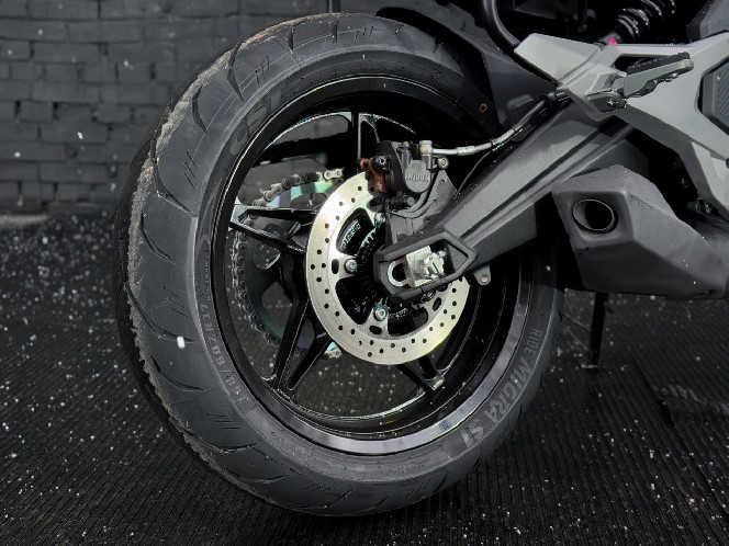 Мотоцикл CFMOTO 700MT