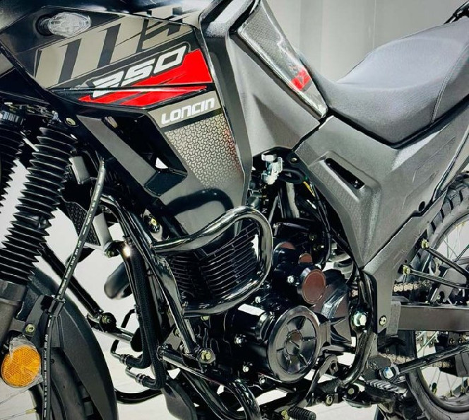 Мотоцикл LONCIN LX250-GY-5