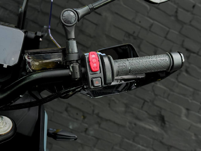 Мотоцикл CFMOTO 450MT