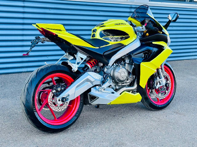 Мотоцикл Aprilia RS 660 2023 рік, (4000км) б/у