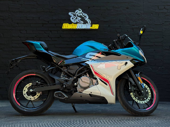 Мотоцикл CFMOTO 250SR LITE