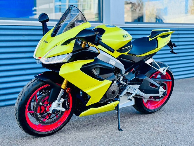 Мотоцикл Aprilia RS 660 2023 рік, (4000км) б/у