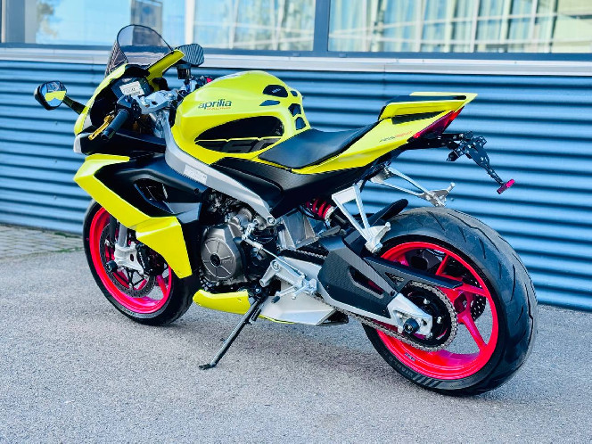 Мотоцикл Aprilia RS 660 2023 рік, (4000км) б/у
