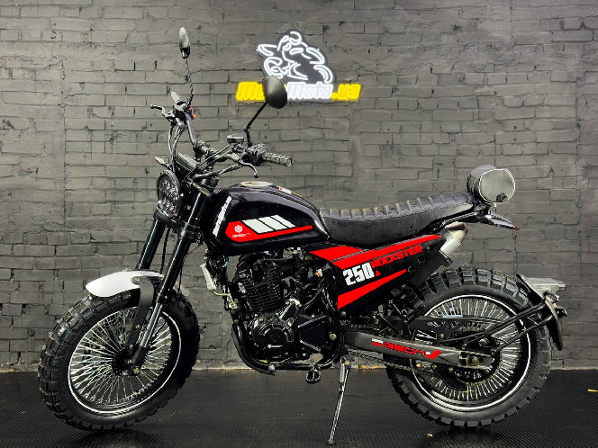 Мотоцикл GEON ROCKSTER 250 (SOHC 17/17 On-Road)