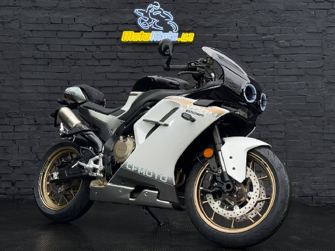 Мотоцикл CFMOTO 500SR VOOM