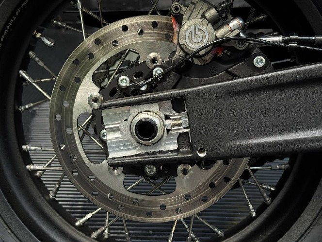 Мотоцикл CFMOTO 1000MT-X